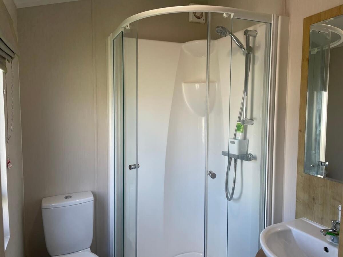 42 Woodland Walk Pevensey Bay Holiday Park Sleeps 6 Eksteriør bilde