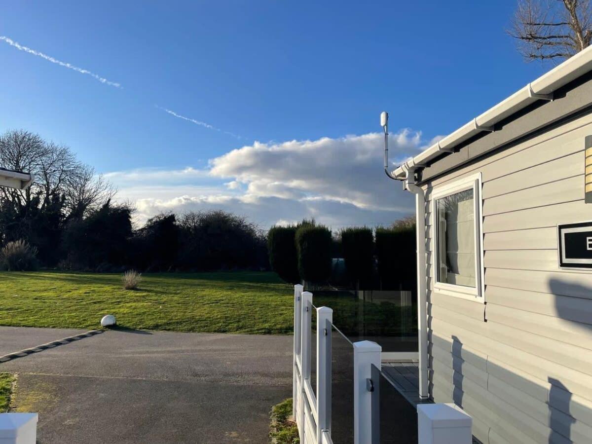 42 Woodland Walk Pevensey Bay Holiday Park Sleeps 6 Eksteriør bilde