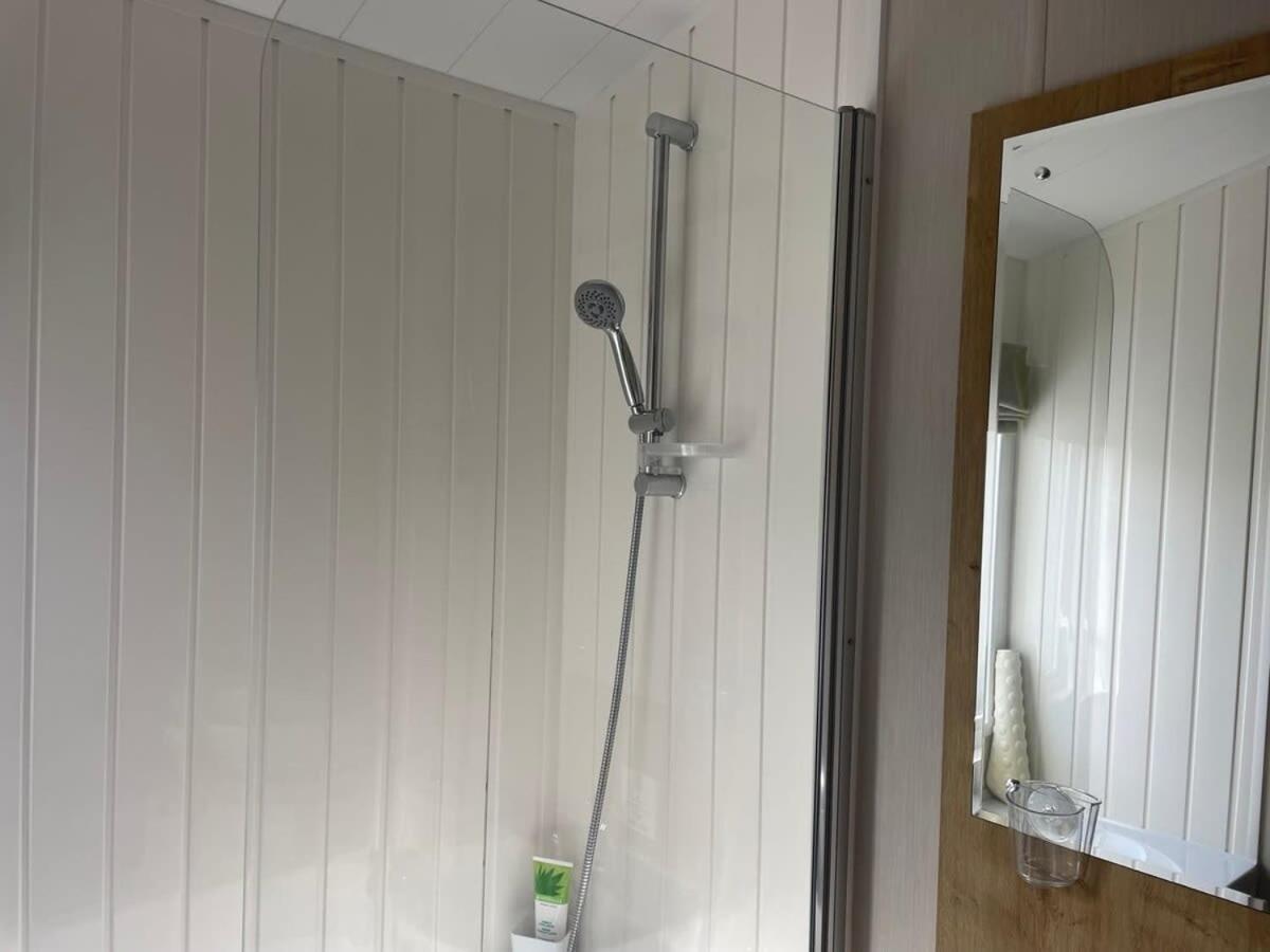 42 Woodland Walk Pevensey Bay Holiday Park Sleeps 6 Eksteriør bilde