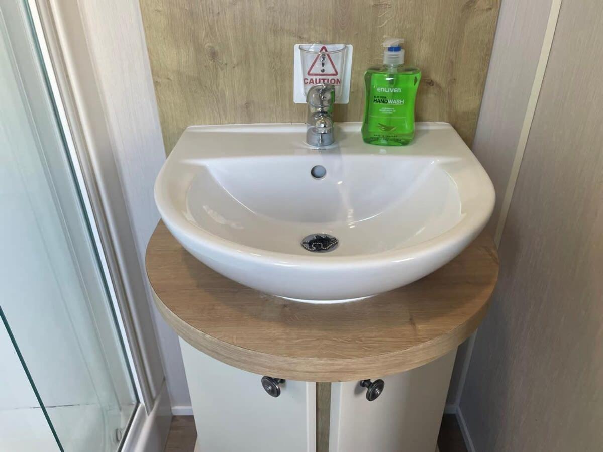 42 Woodland Walk Pevensey Bay Holiday Park Sleeps 6 Eksteriør bilde