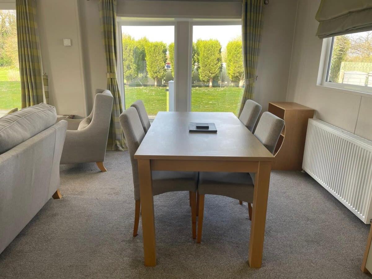 42 Woodland Walk Pevensey Bay Holiday Park Sleeps 6 Eksteriør bilde